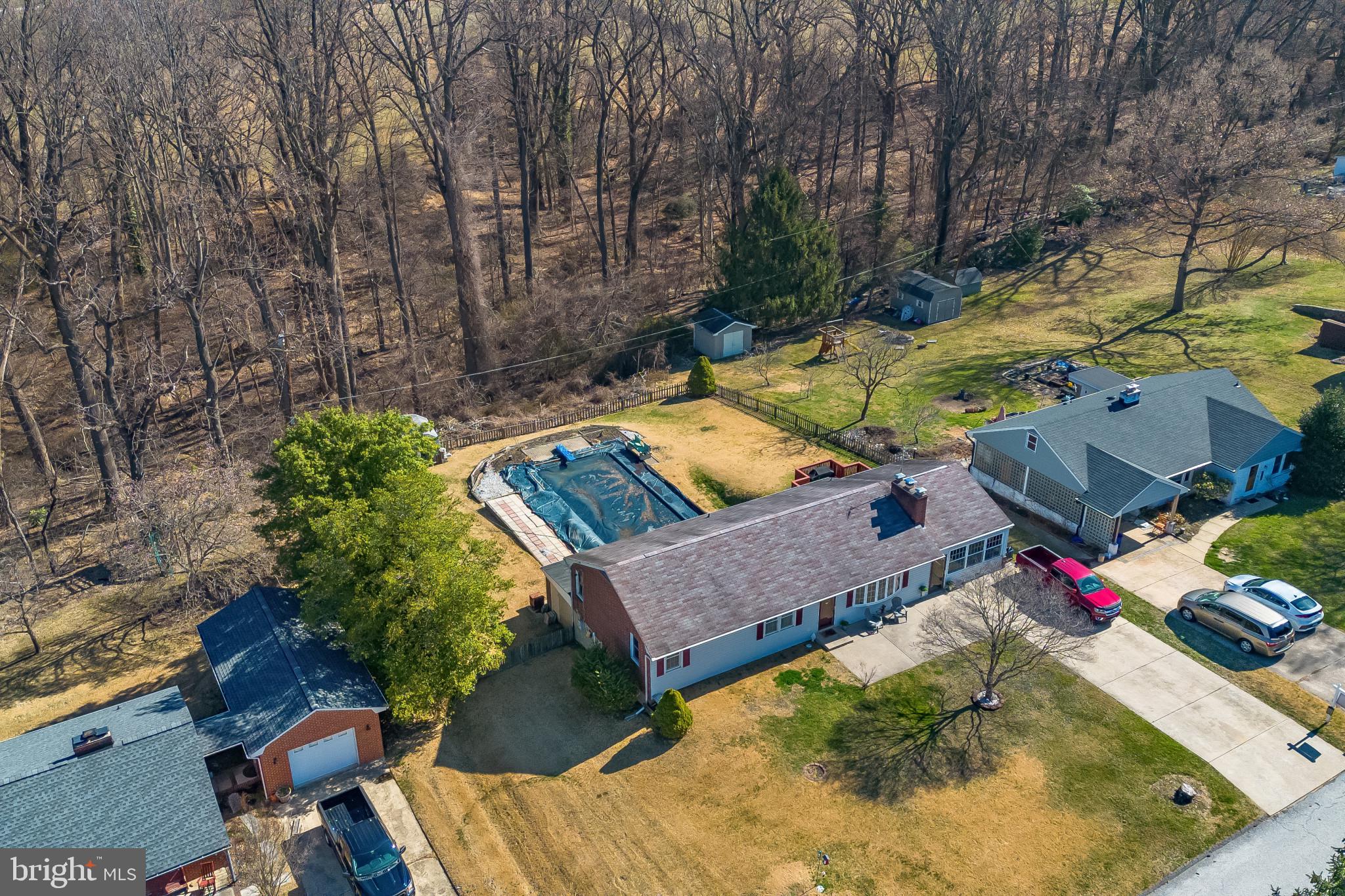 HUNTING LODGE - Residential