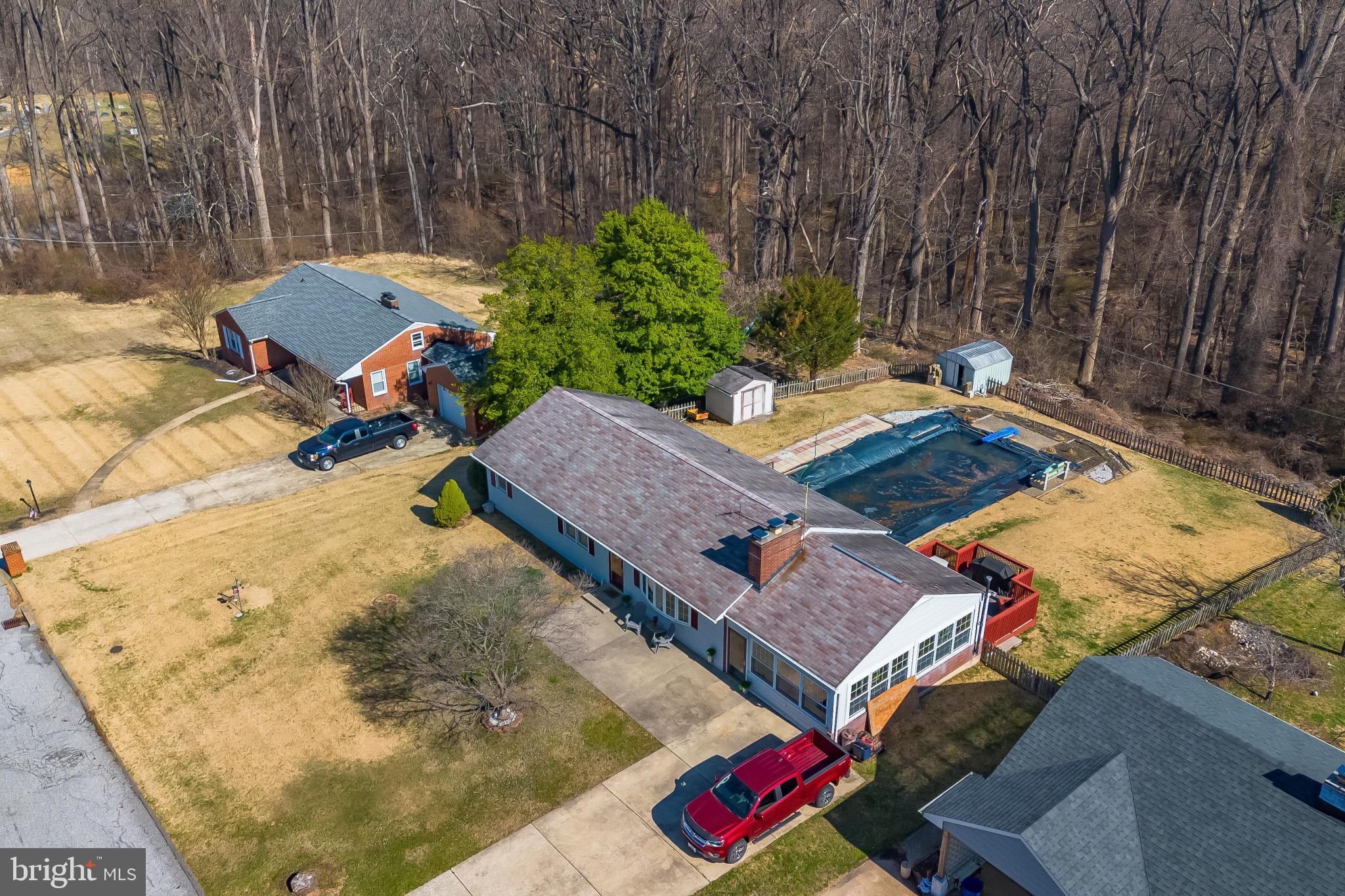 HUNTING LODGE - Residential