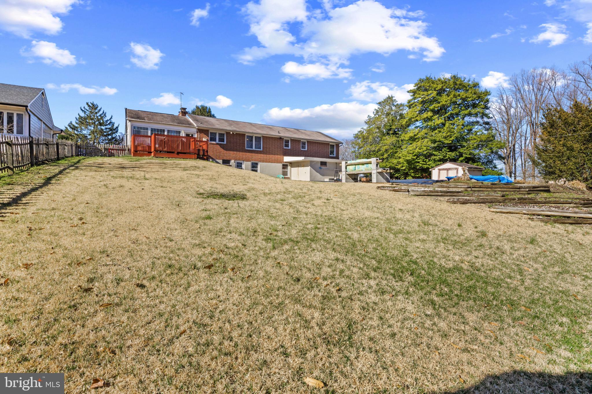 HUNTING LODGE - Residential