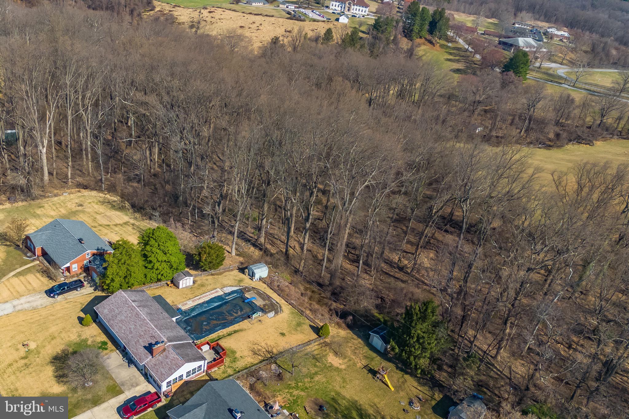 HUNTING LODGE - Residential