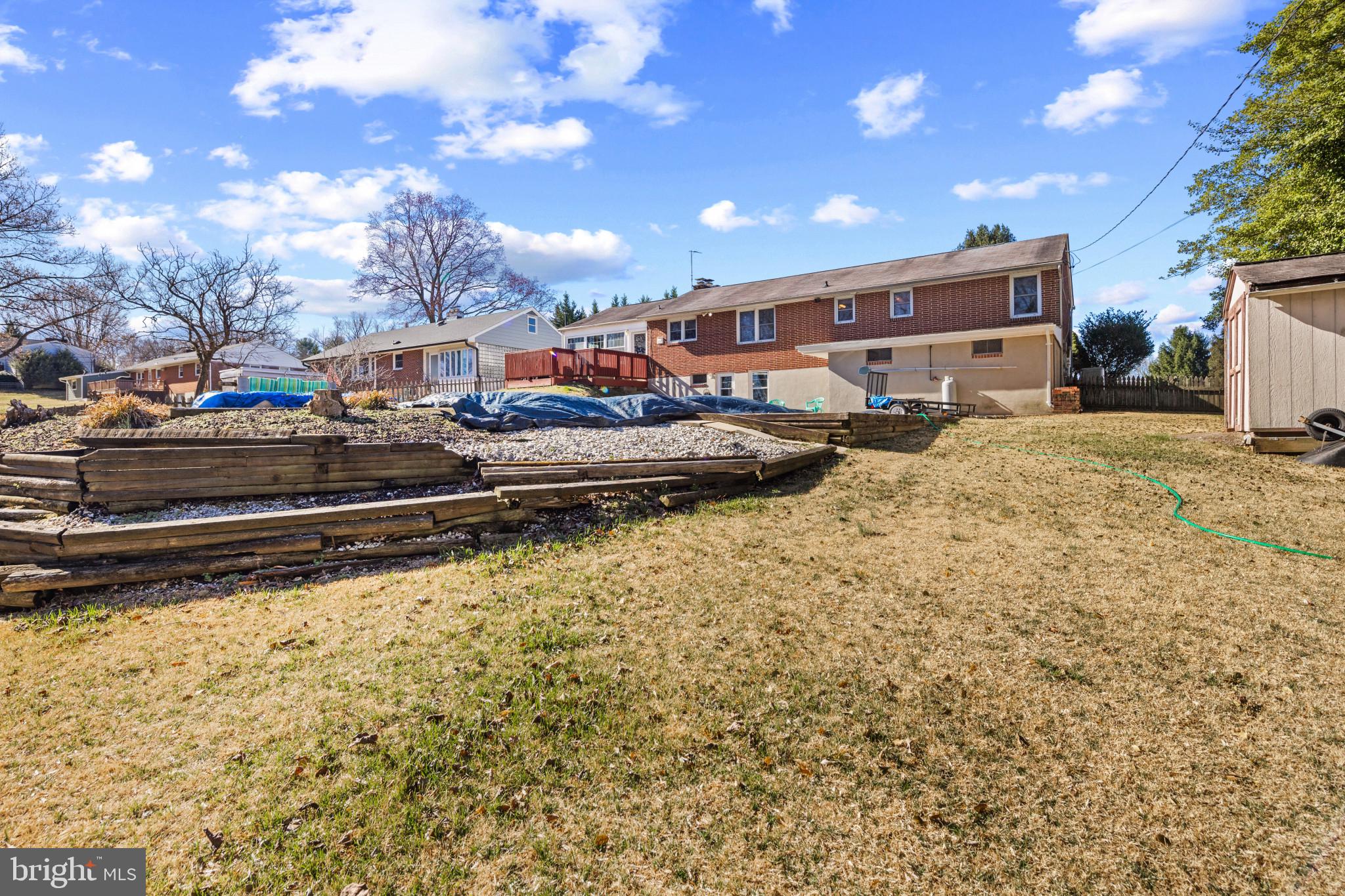 HUNTING LODGE - Residential