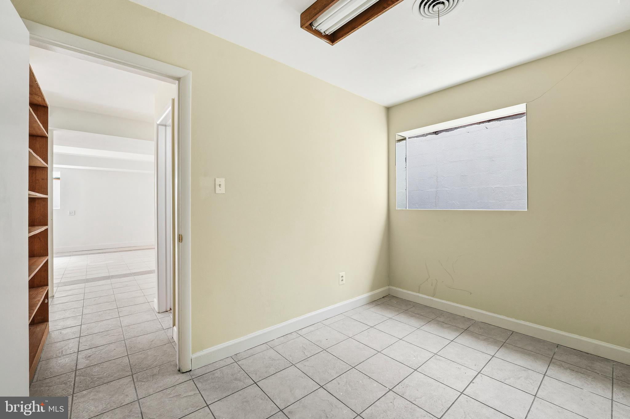 WOODSIDE PARK - Residential