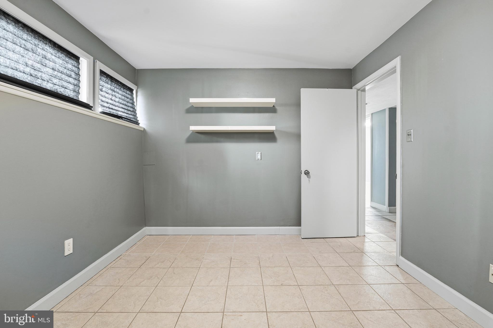 WOODSIDE PARK - Residential