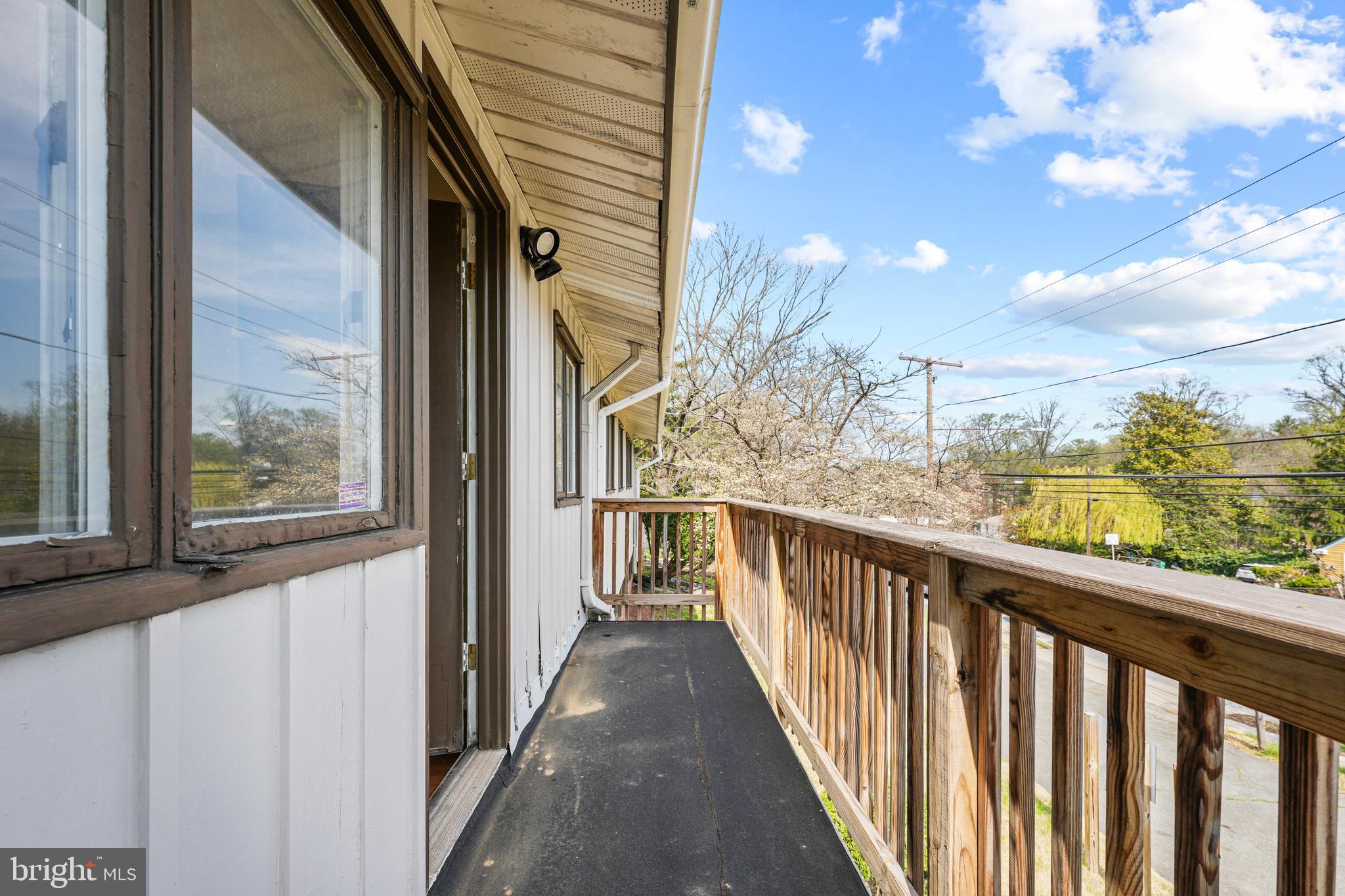 WOODSIDE PARK - Residential