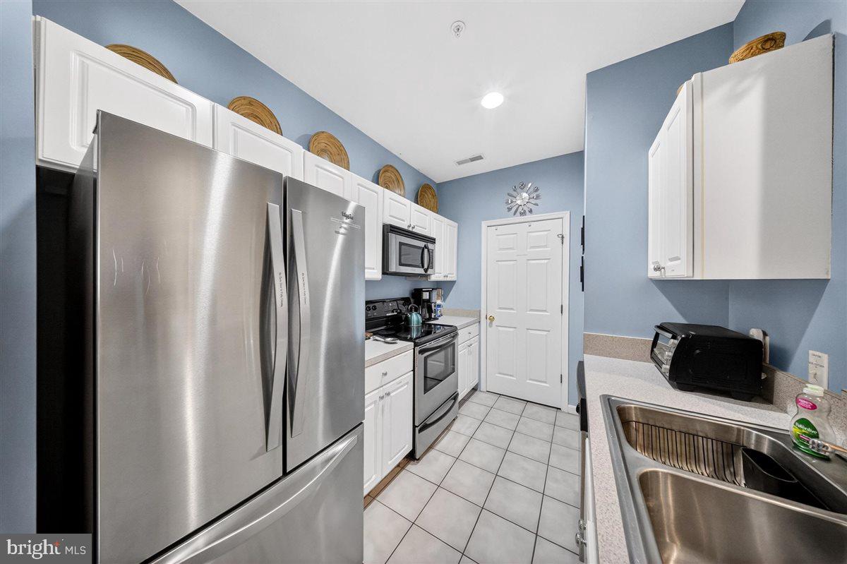 CAPTIVA SANDS - Residential