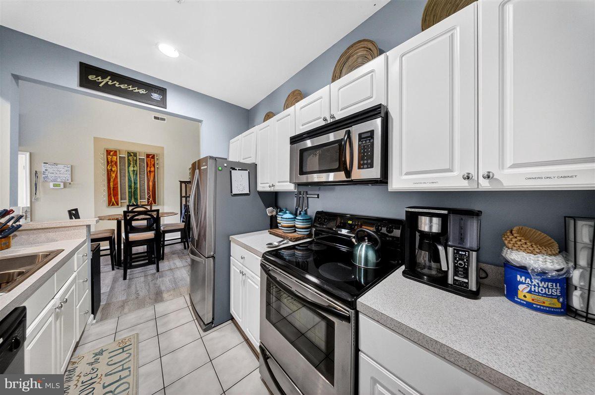 CAPTIVA SANDS - Residential