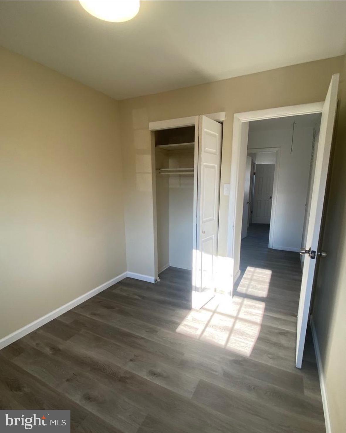 KINGS COURT - Residential Lease