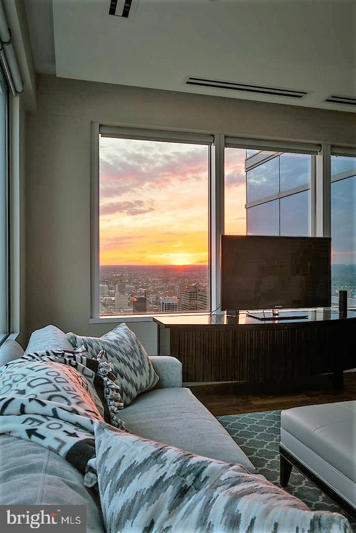 CENTER CITY - Residential