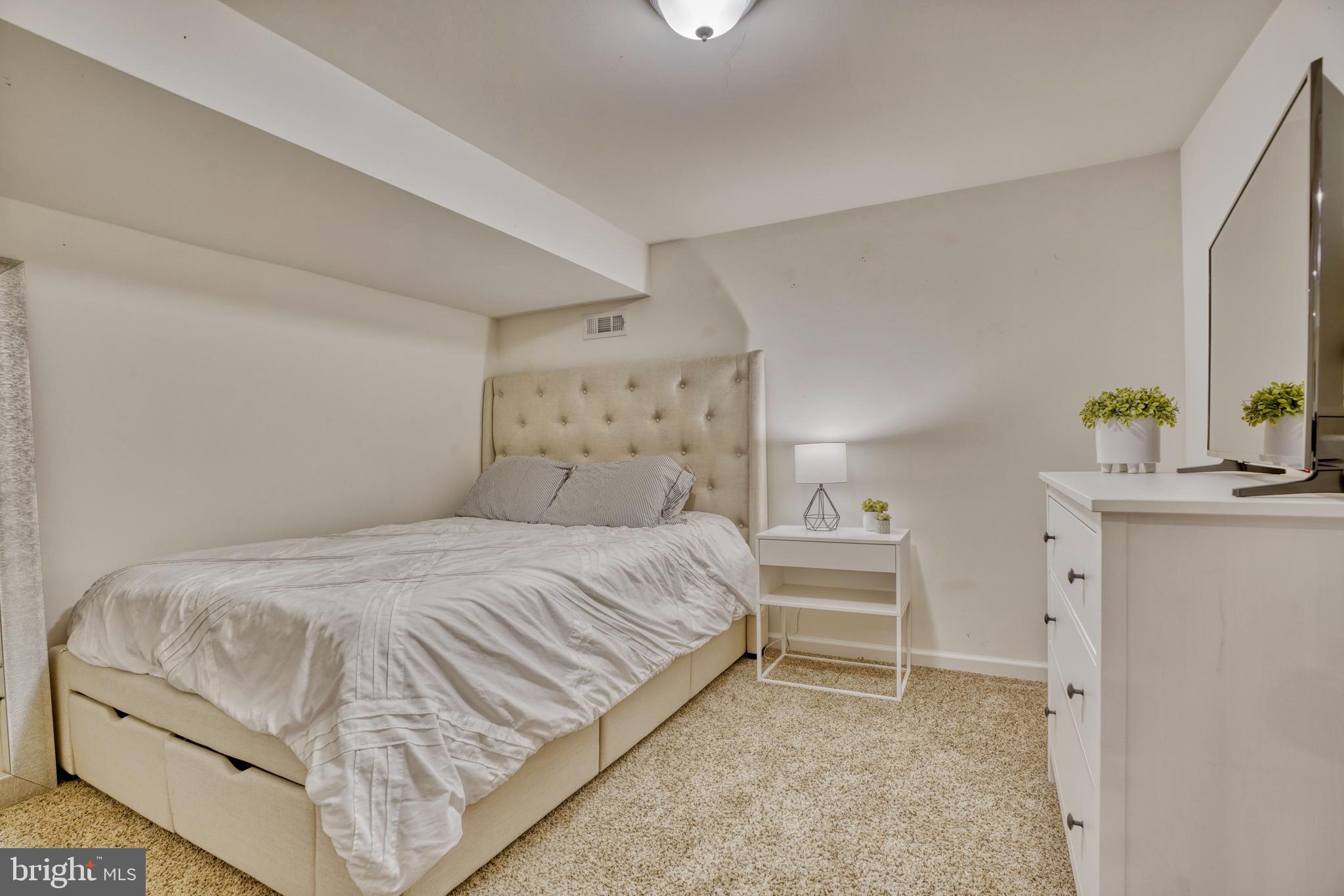 PARKVILLE - Residential