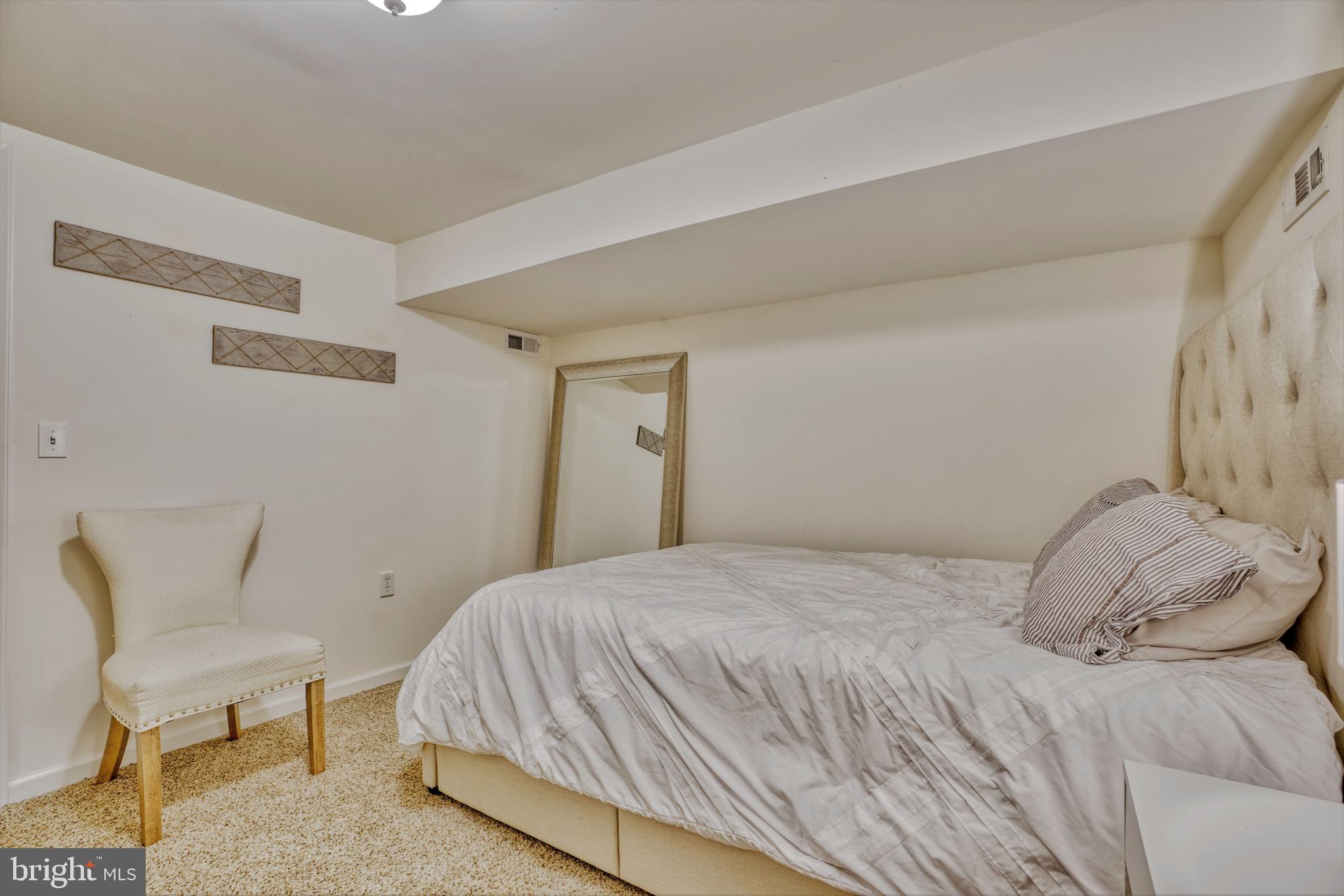 PARKVILLE - Residential