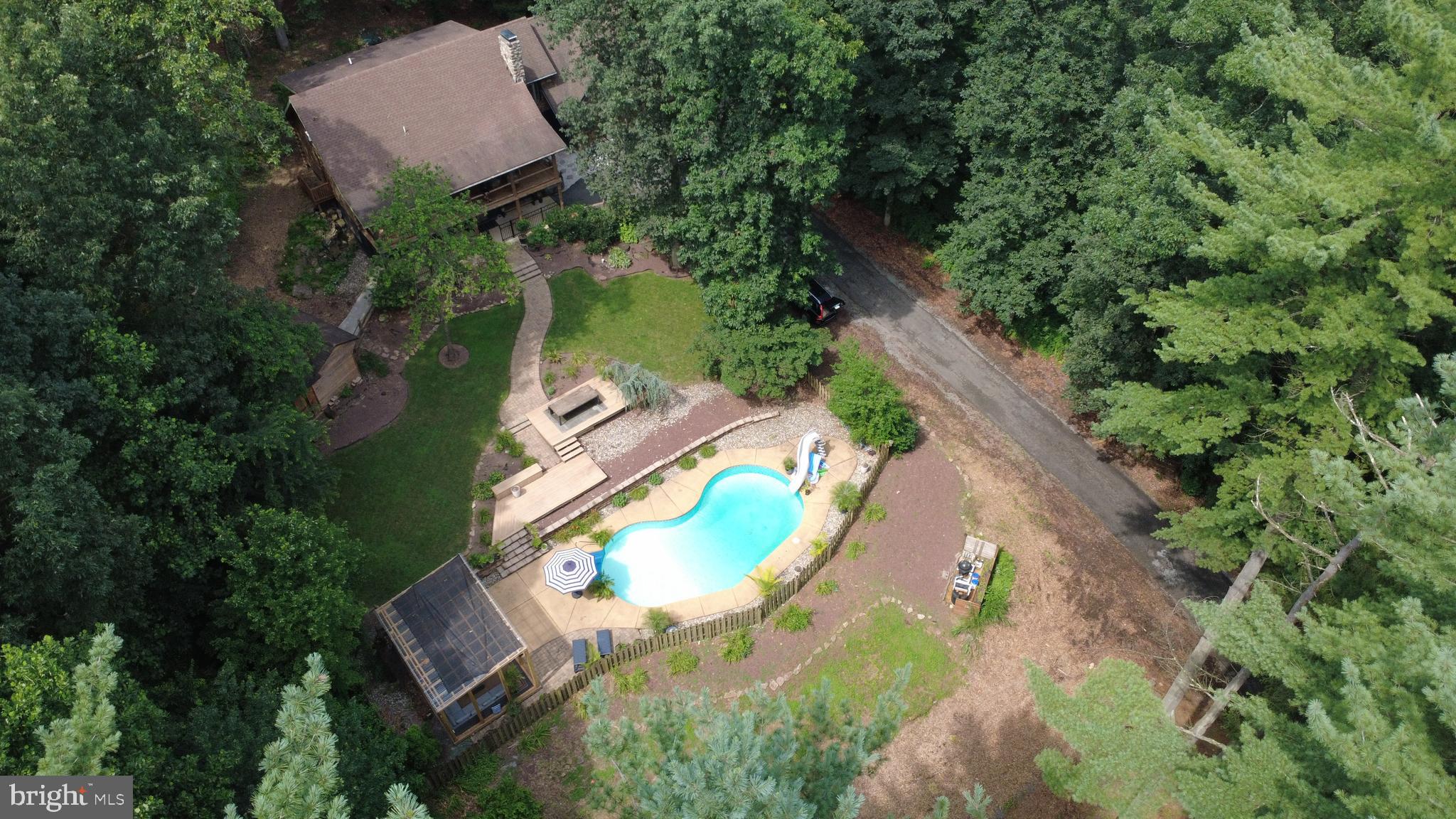 1172 LAKE VIEW DRIVE
