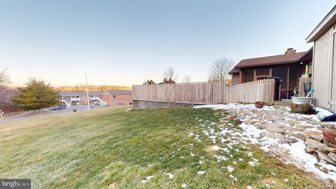 HUNT CLUB - Residential