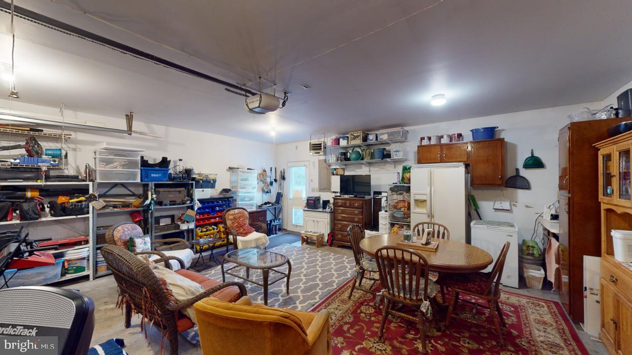 HUNT CLUB - Residential