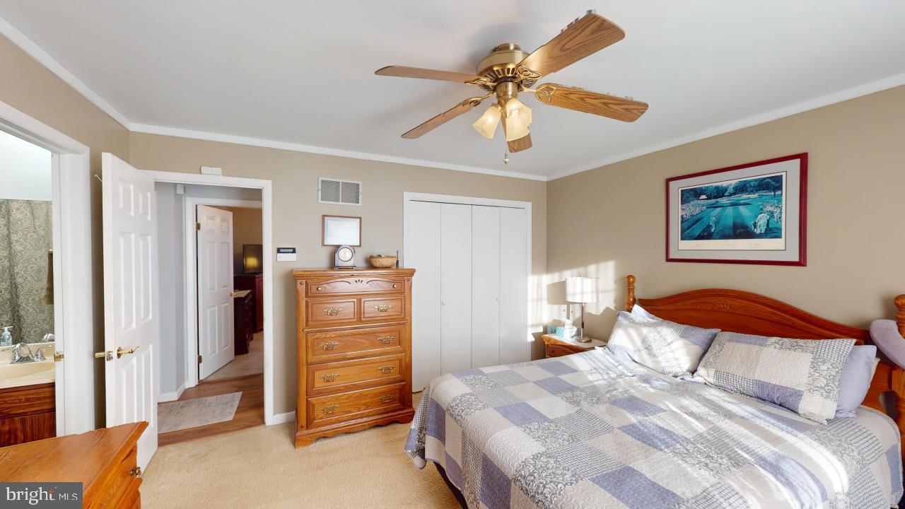 HUNT CLUB - Residential