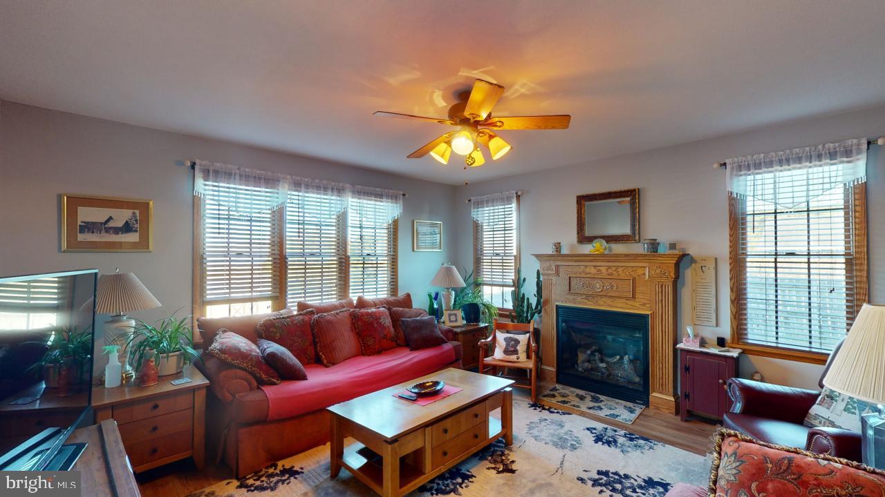 HUNT CLUB - Residential