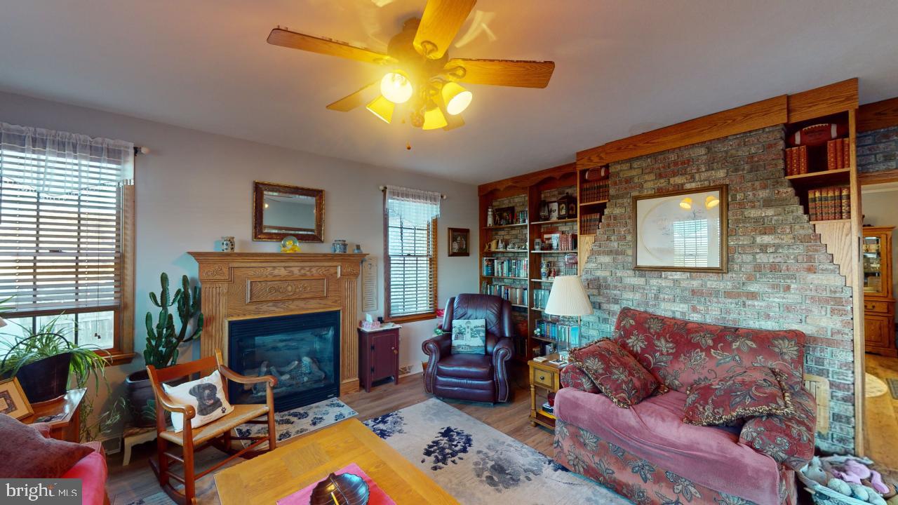 HUNT CLUB - Residential