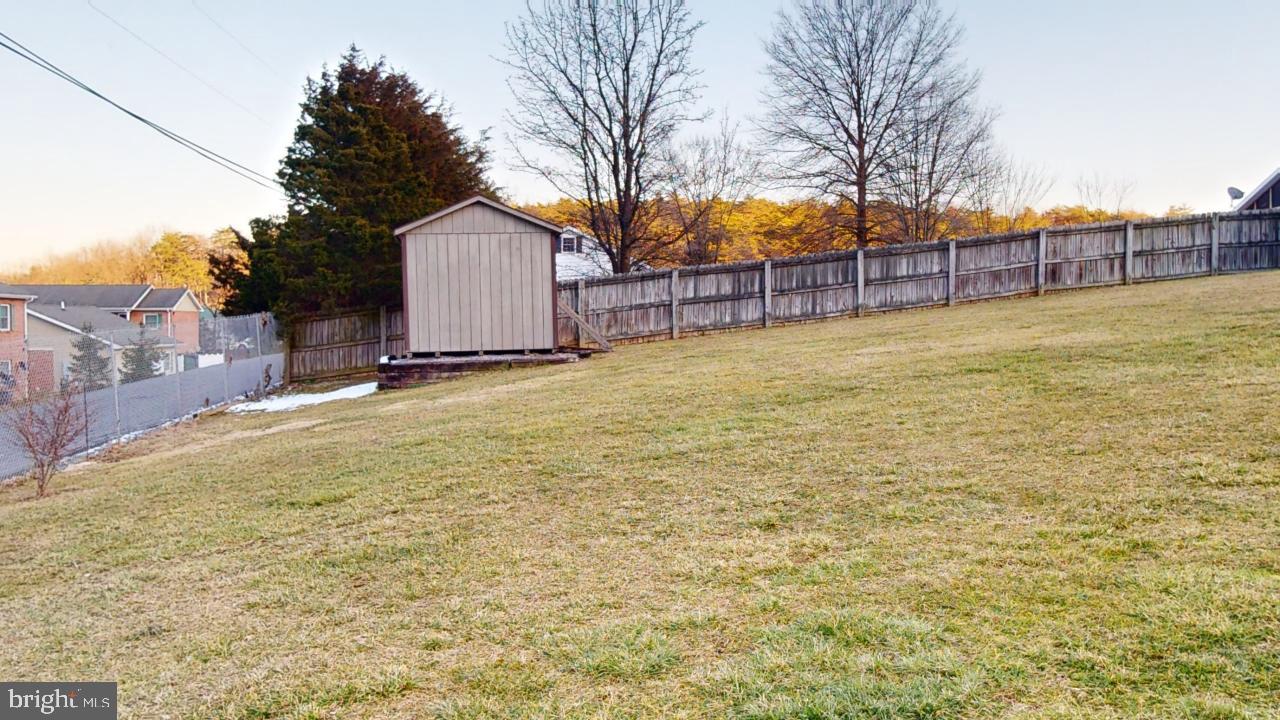 HUNT CLUB - Residential