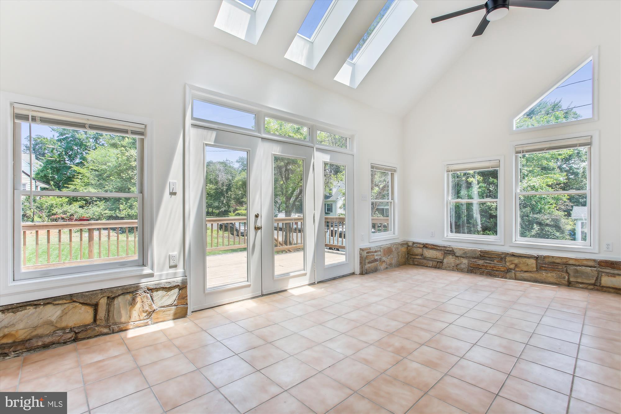 ELLISON HEIGHTS - Residential