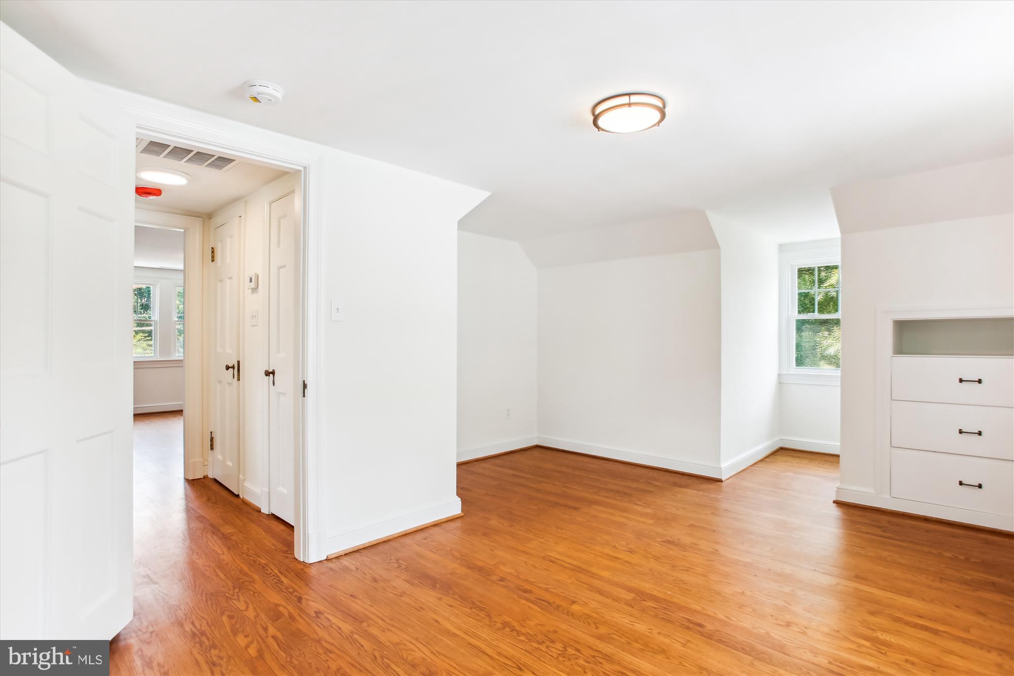 ELLISON HEIGHTS - Residential