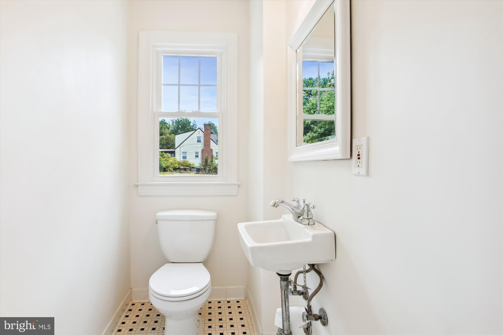 ELLISON HEIGHTS - Residential