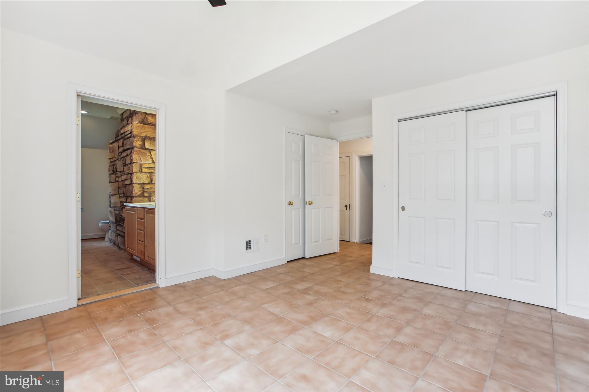 ELLISON HEIGHTS - Residential