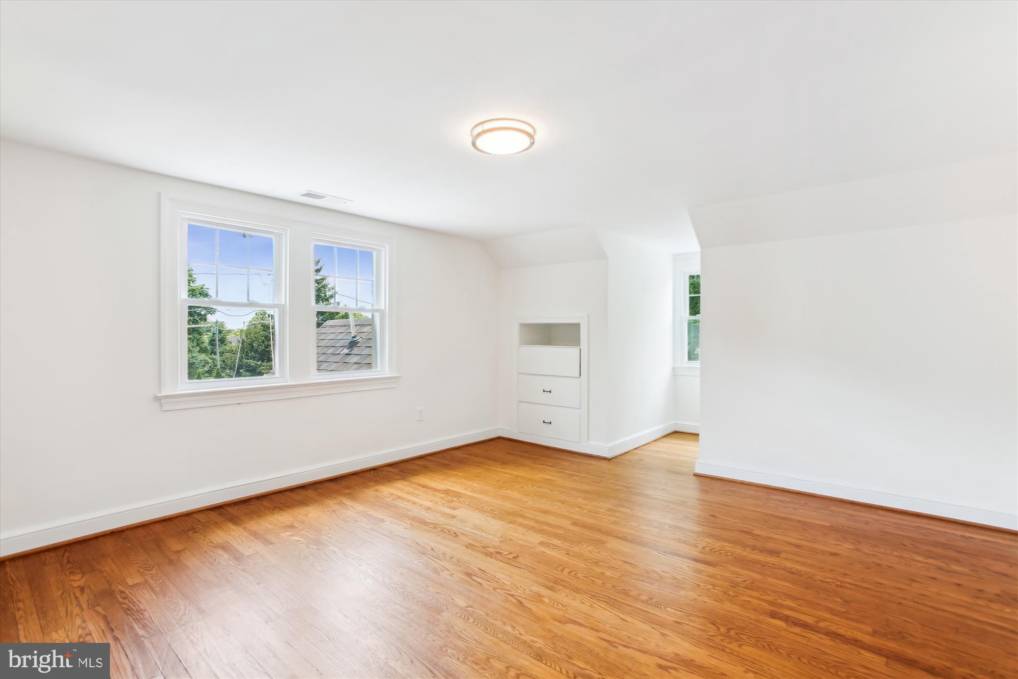 ELLISON HEIGHTS - Residential