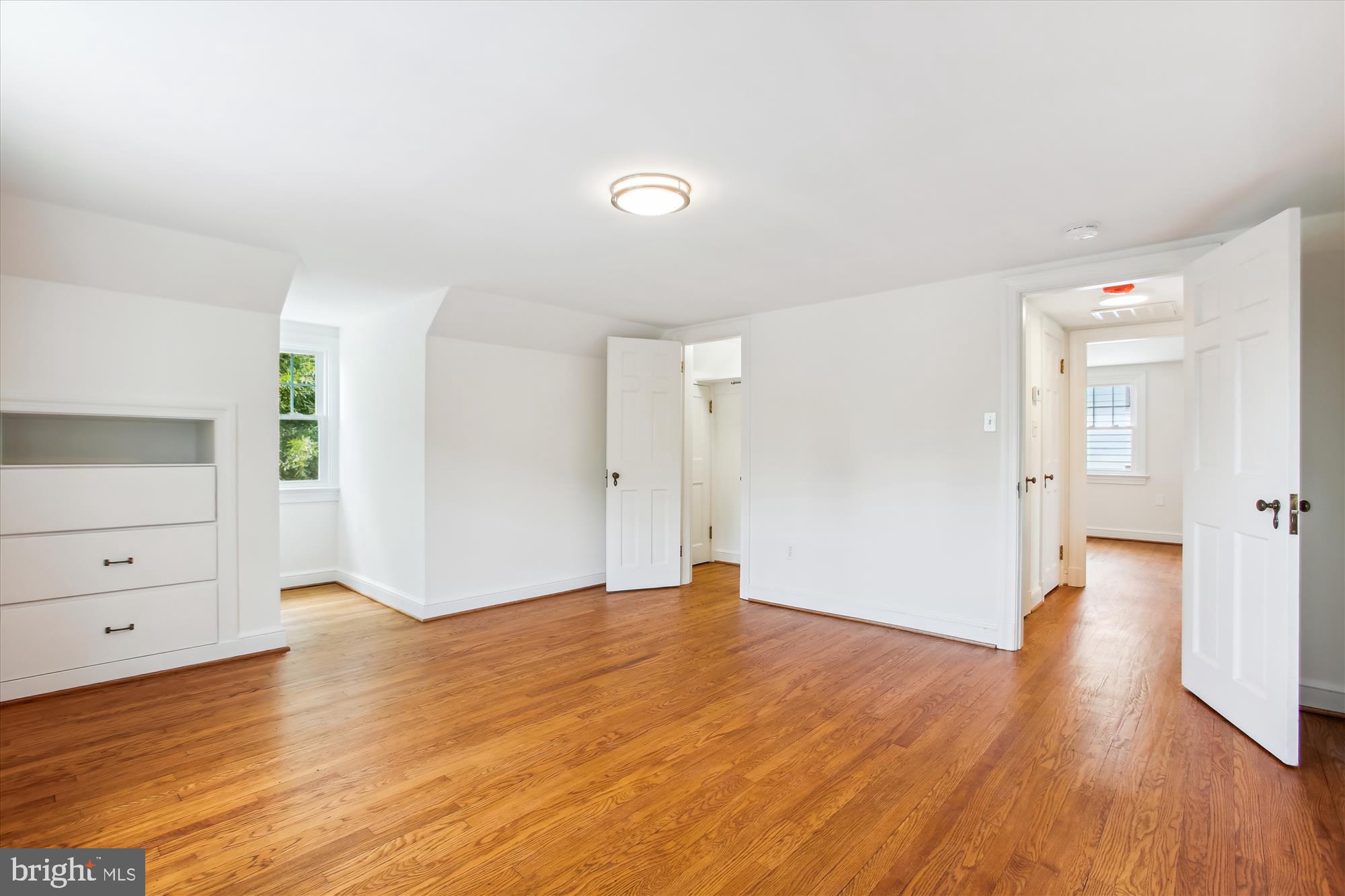 ELLISON HEIGHTS - Residential