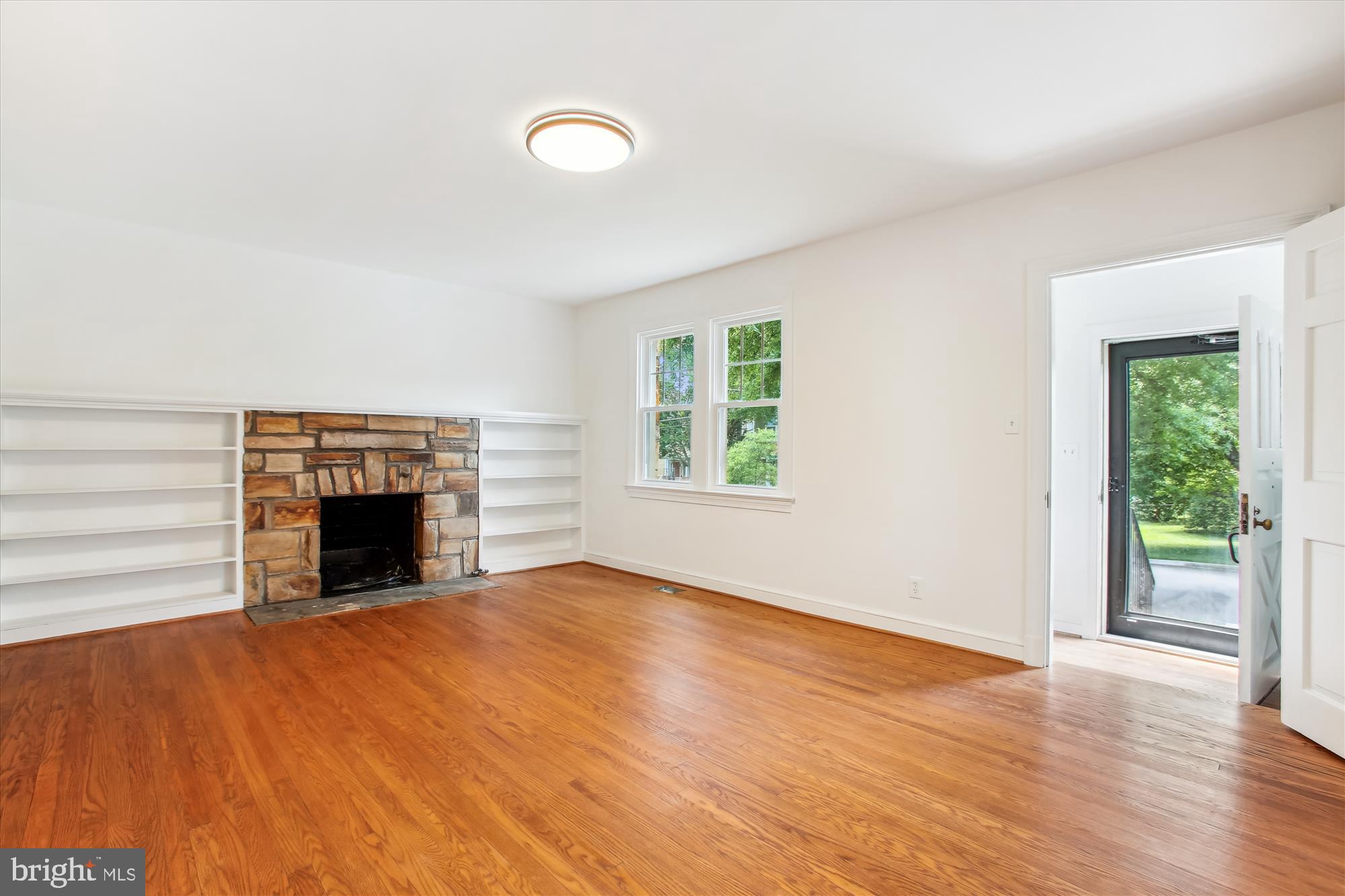 ELLISON HEIGHTS - Residential