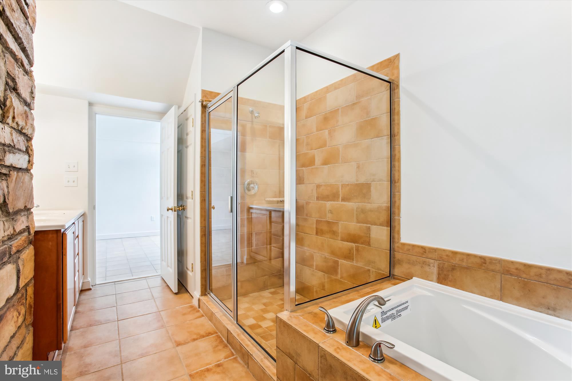 ELLISON HEIGHTS - Residential