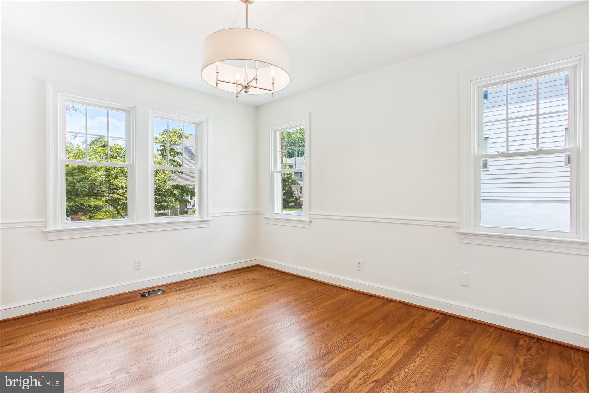 ELLISON HEIGHTS - Residential