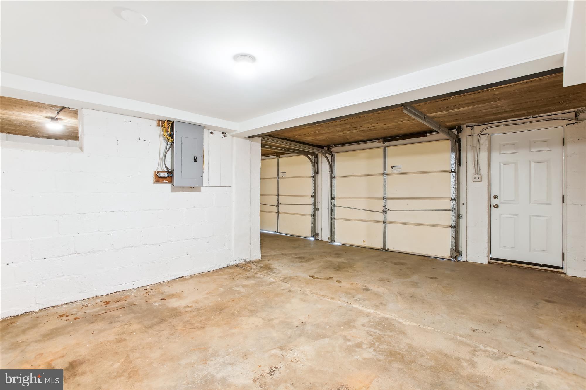 ELLISON HEIGHTS - Residential