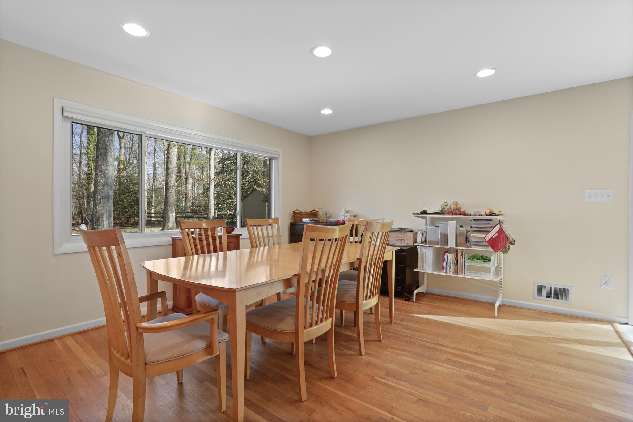 MANTUA HILLS - Residential