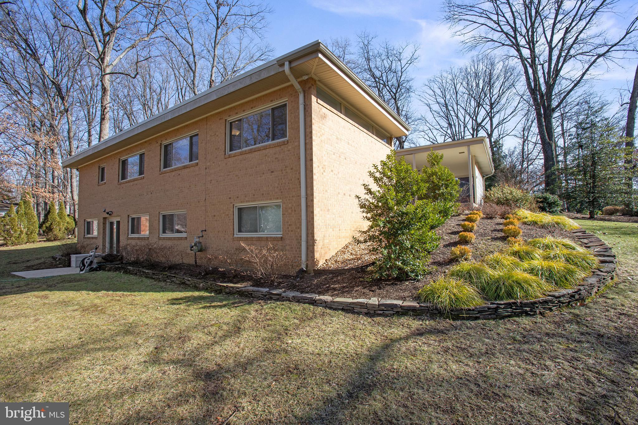 MANTUA HILLS - Residential