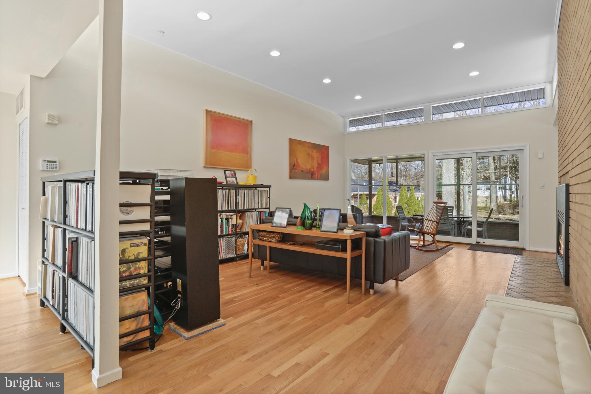 MANTUA HILLS - Residential