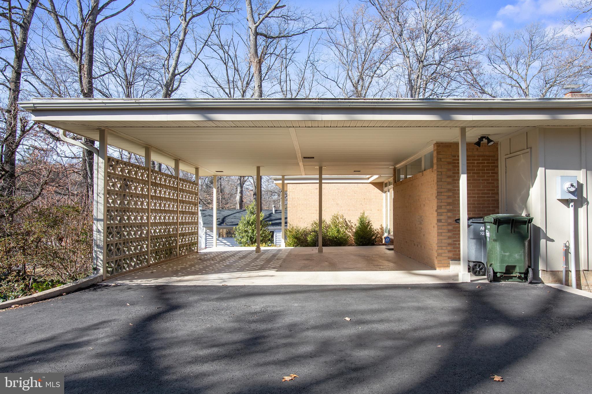 MANTUA HILLS - Residential