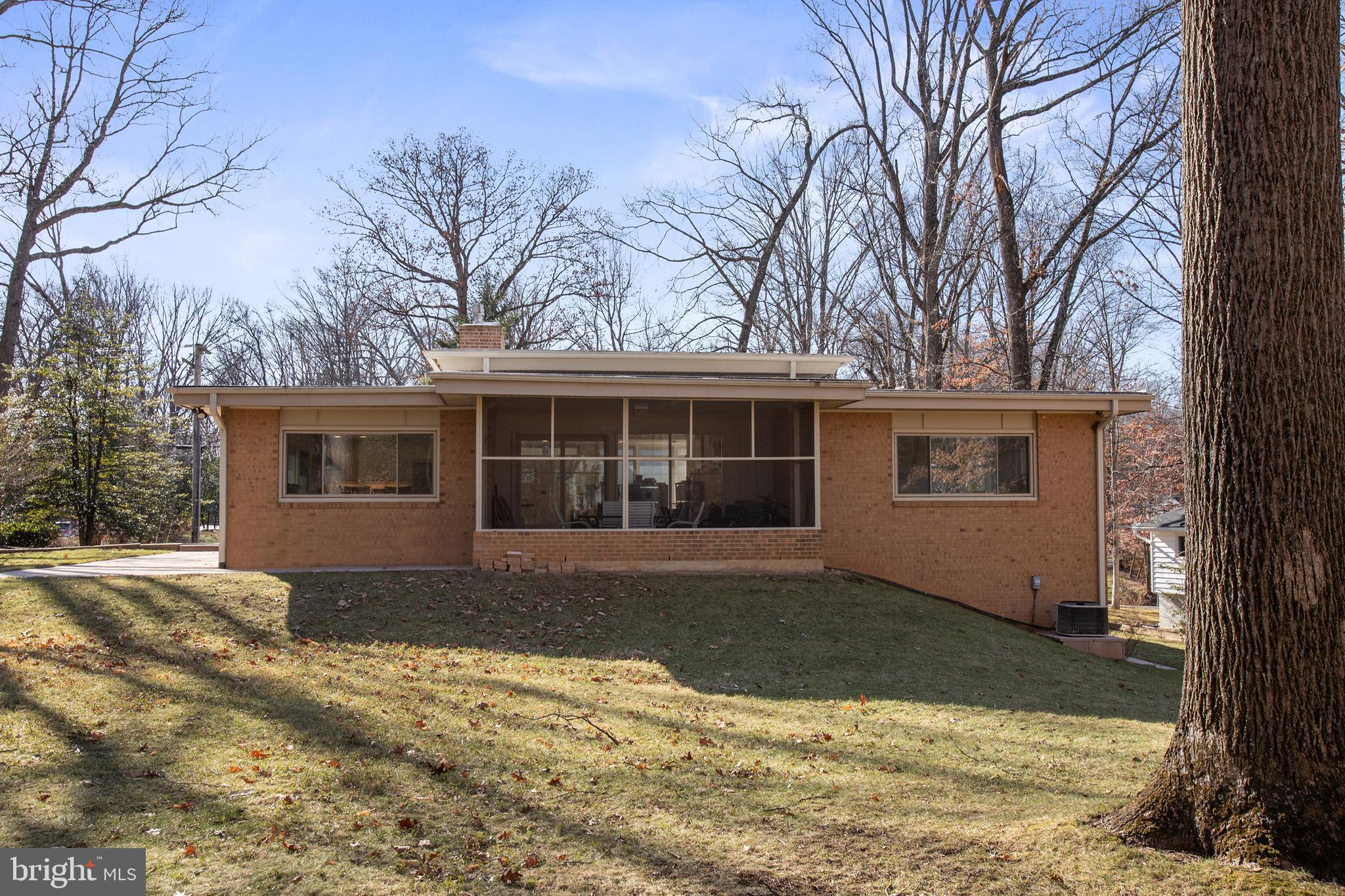 MANTUA HILLS - Residential