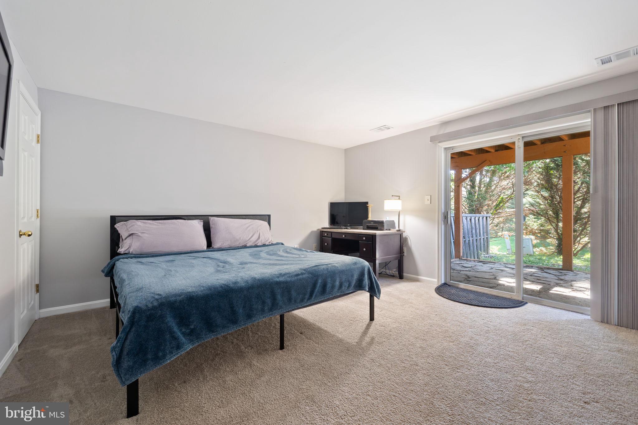 HIGHLANDS OF WARRENTON PHASE 2 - Residential
