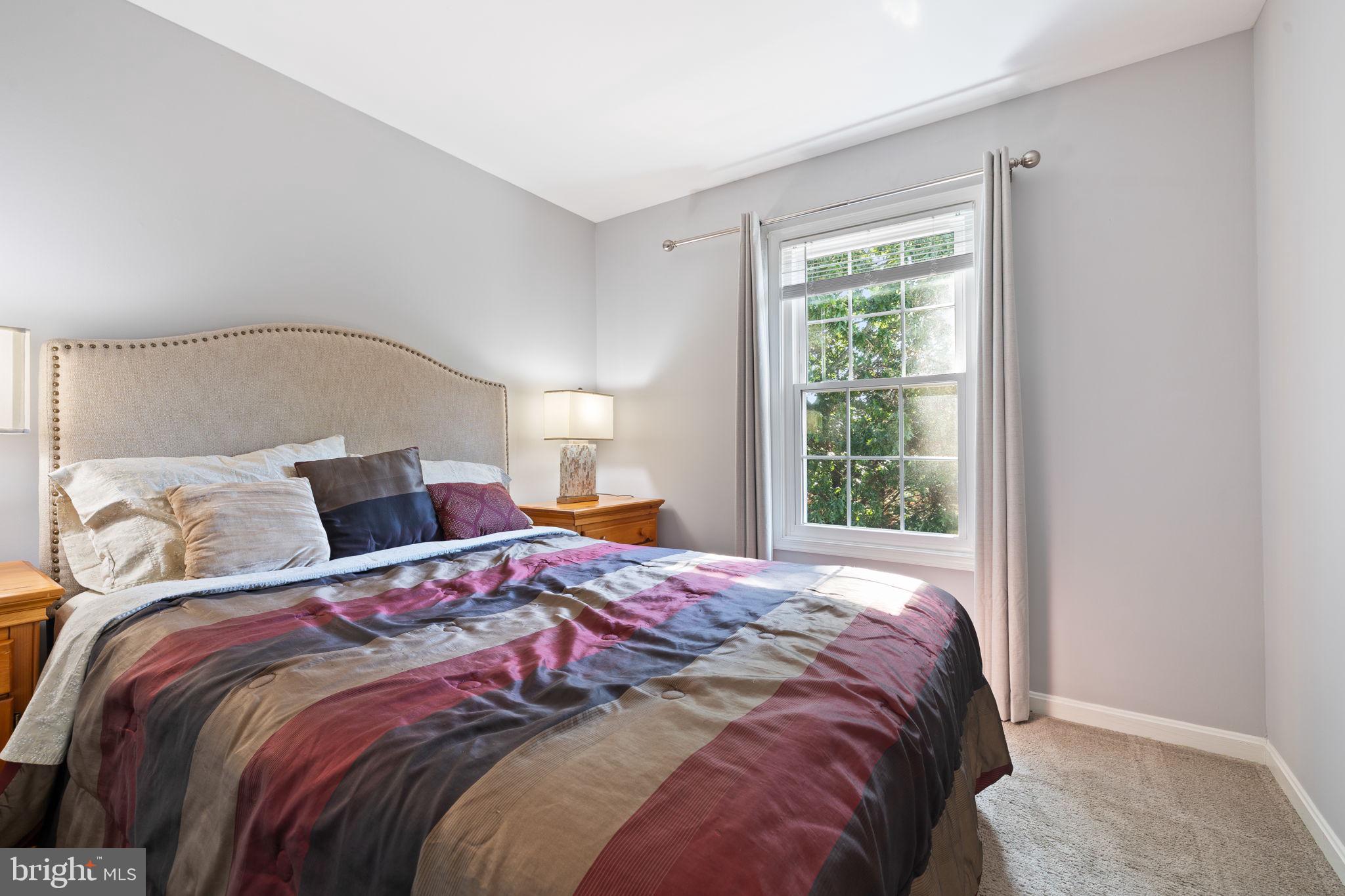HIGHLANDS OF WARRENTON PHASE 2 - Residential