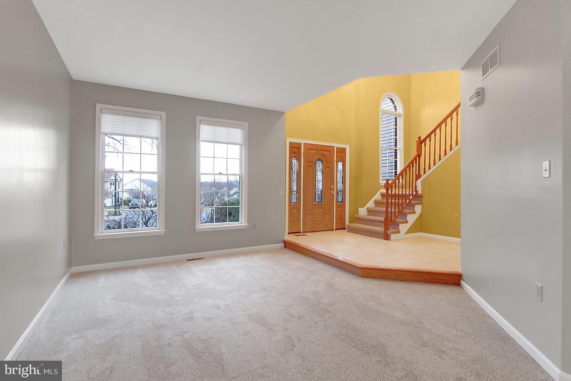 THE HEIGHTS OF BEACON HILL - Residential