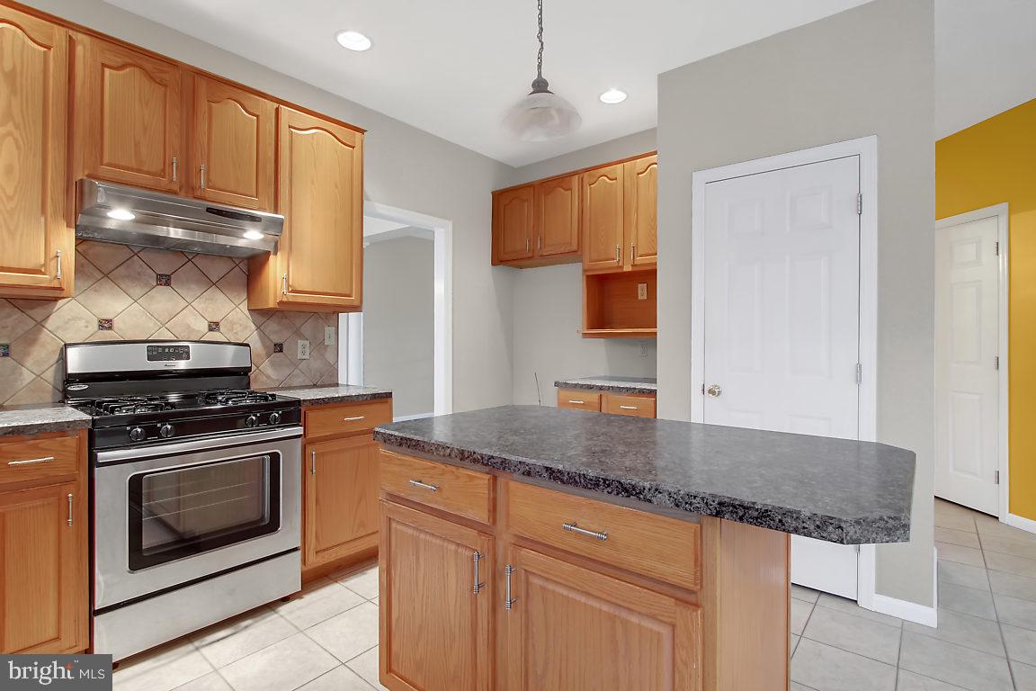 THE HEIGHTS OF BEACON HILL - Residential