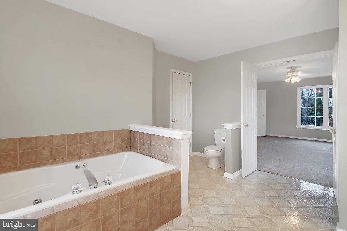 THE HEIGHTS OF BEACON HILL - Residential