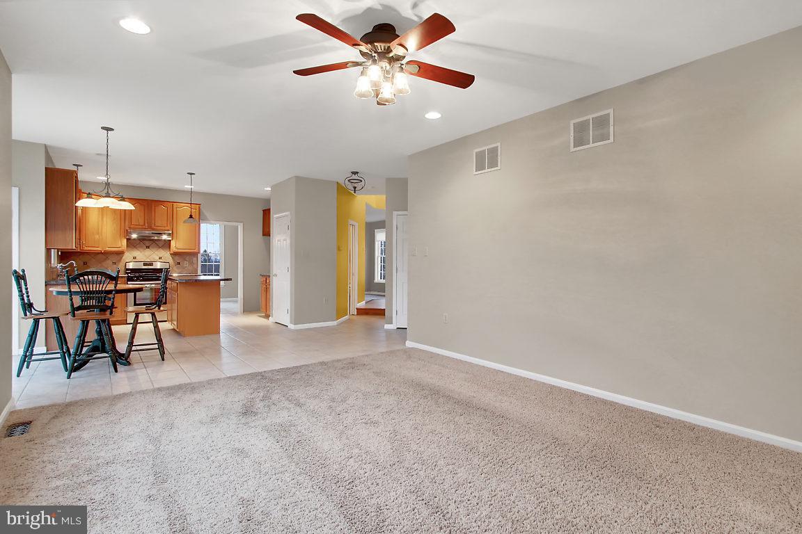 THE HEIGHTS OF BEACON HILL - Residential