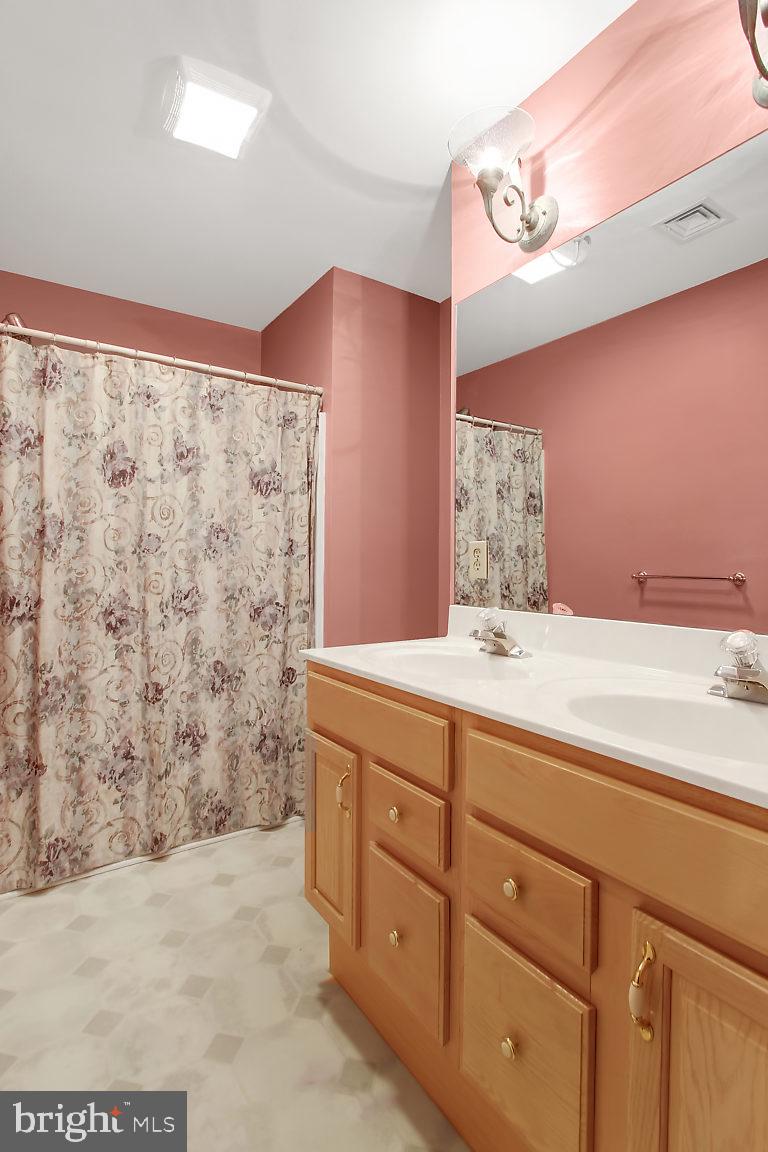 THE HEIGHTS OF BEACON HILL - Residential