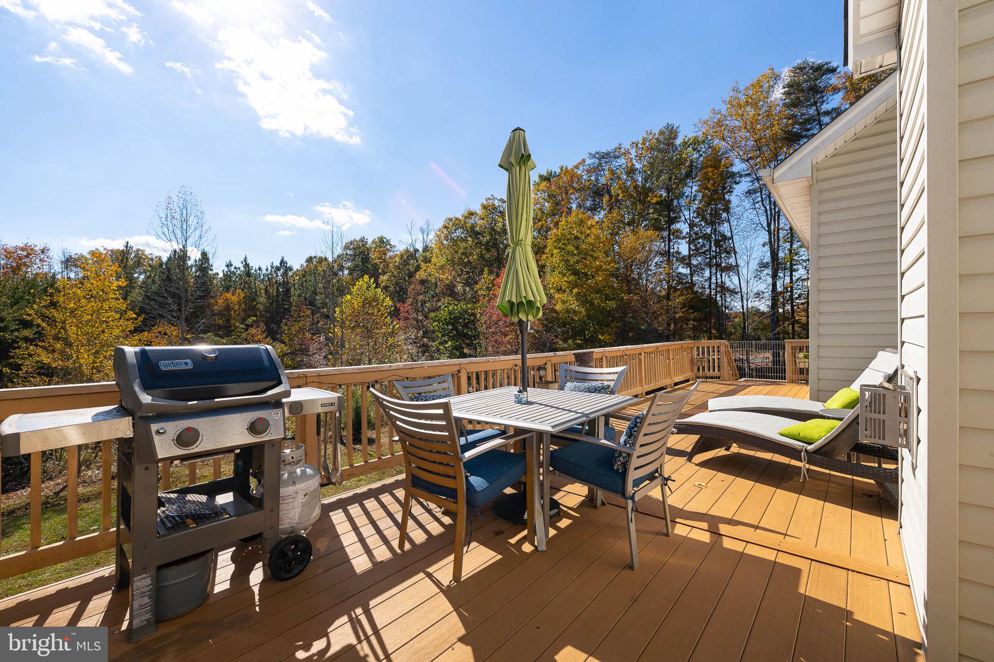 FRESHWATER ESTATES - Residential