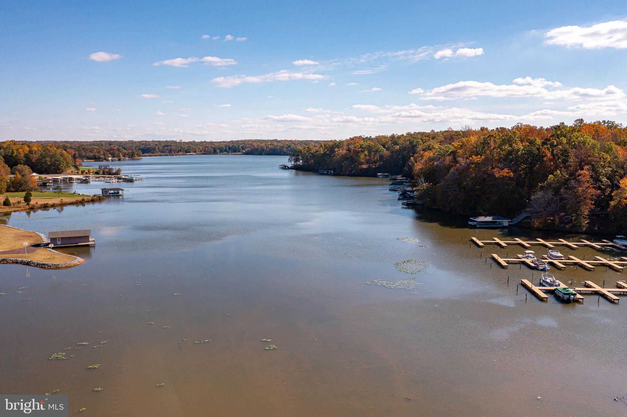 FRESHWATER ESTATES - Residential