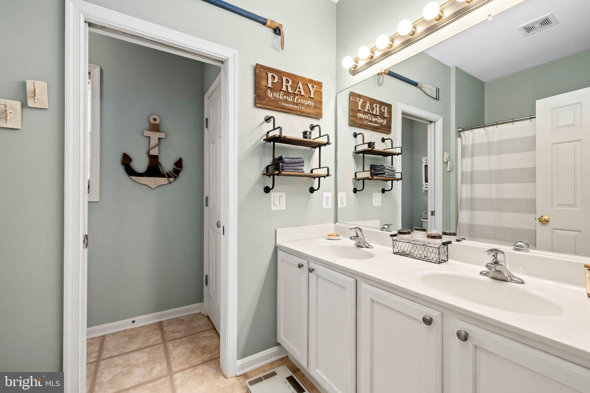 FRESHWATER ESTATES - Residential