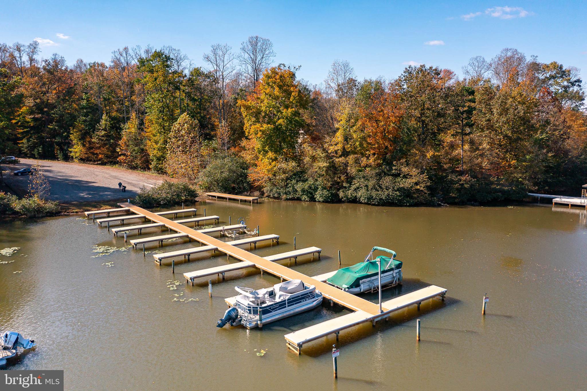 FRESHWATER ESTATES - Residential