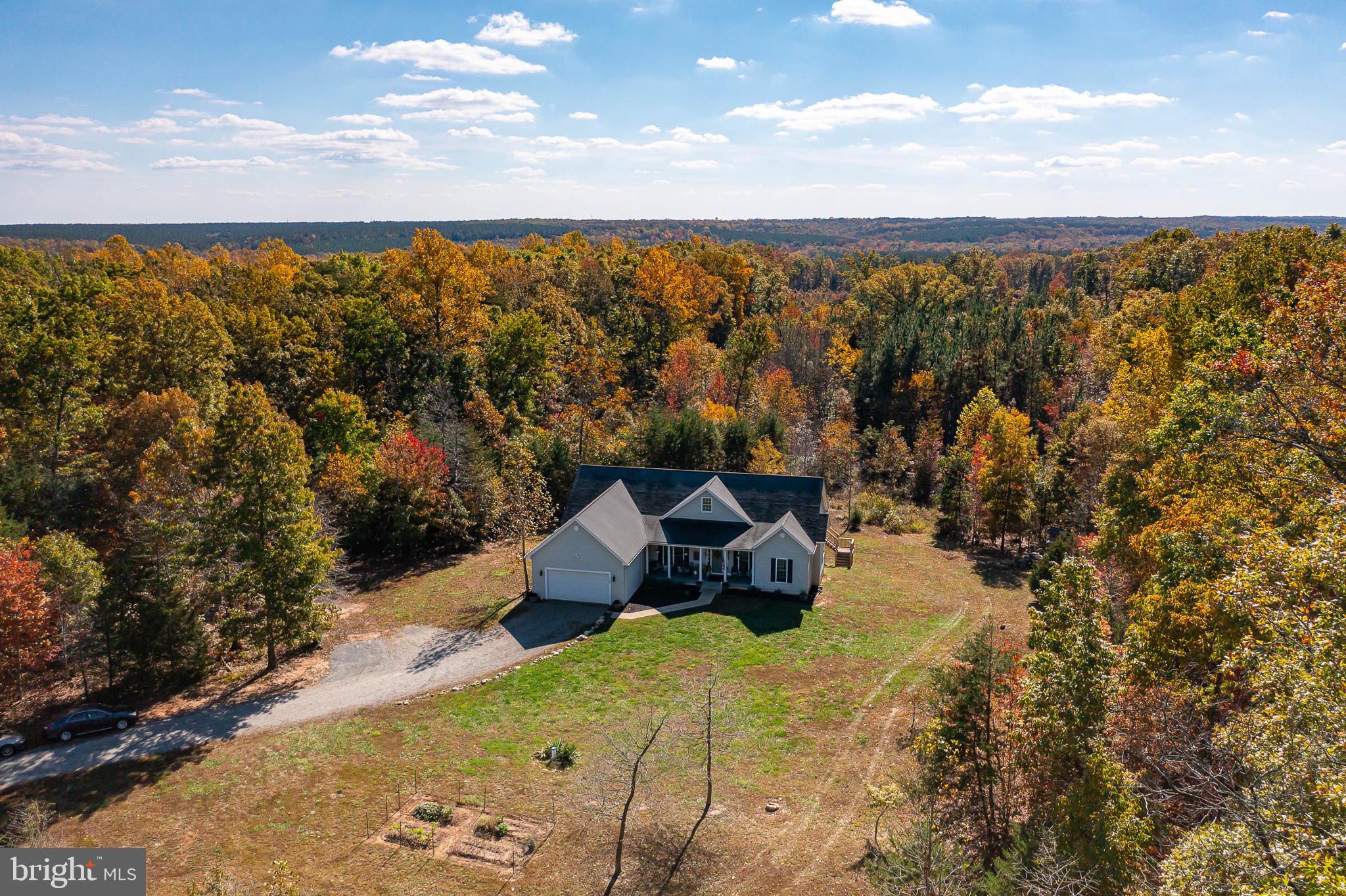 FRESHWATER ESTATES - Residential