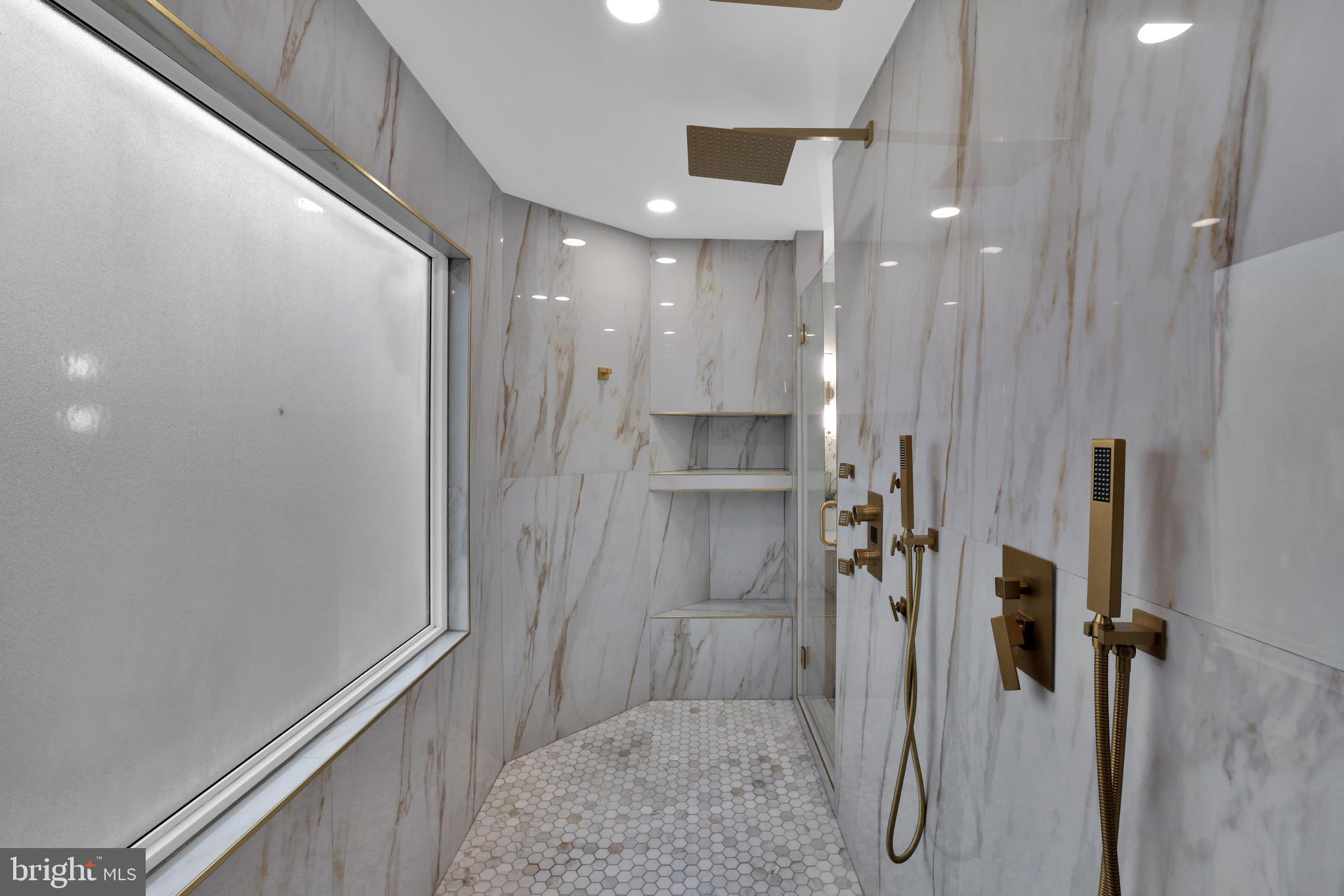 WOODMORE NORTH - Residential