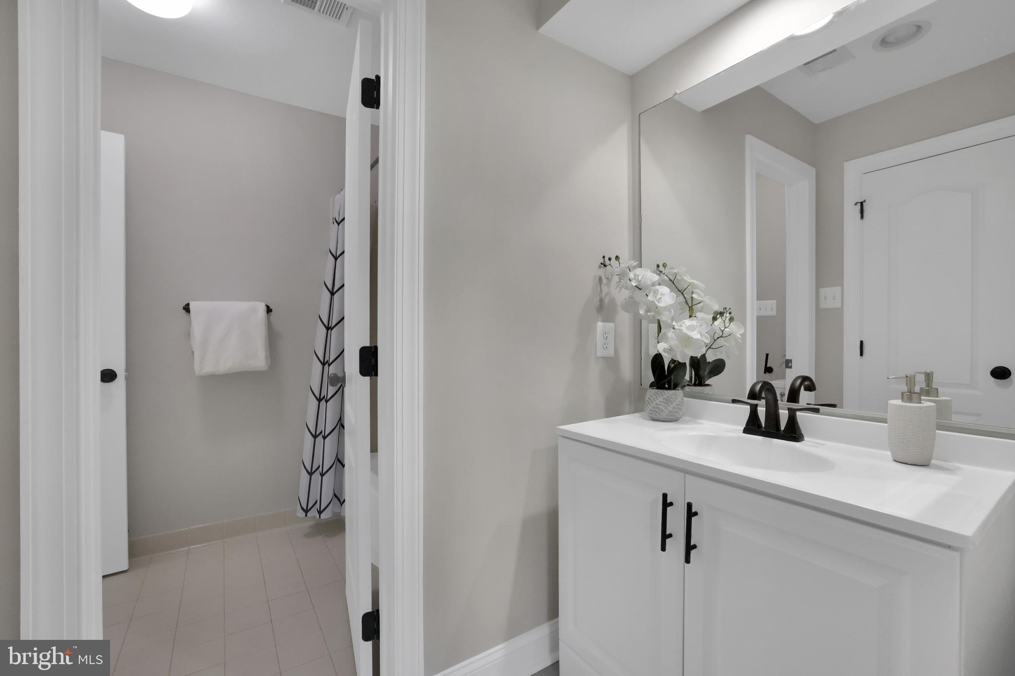 WOODMORE NORTH - Residential